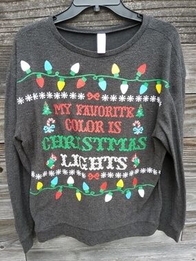 No Boundaries Dark Gray Holiday Graphic Crewneck Sweater Size Large